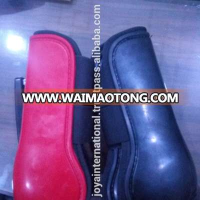 Neoprene horse tendon protection boots